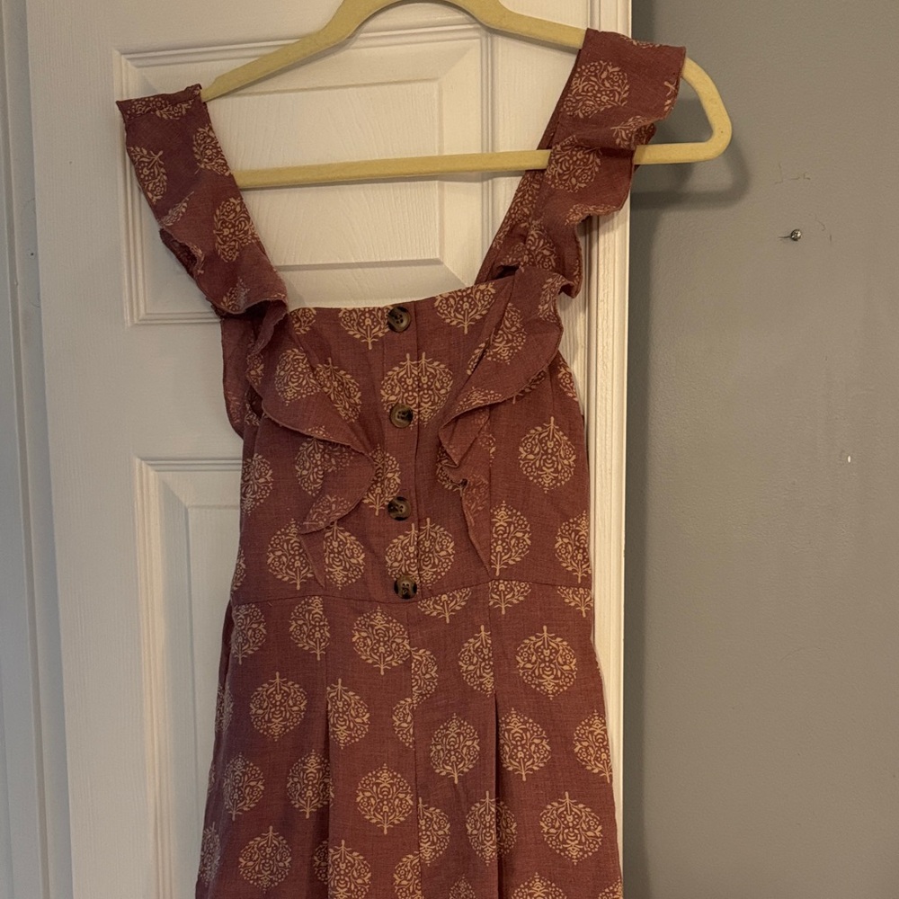 Beautiful ruffled sleeve jumpsuit